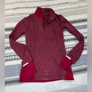 lululemon Runderful Half Zip Long‎ Sleeve Shirt! Fantastic condition! size 4